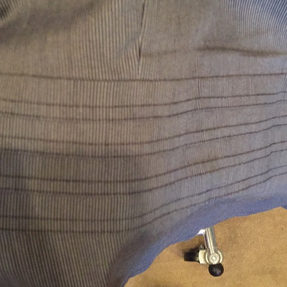 Worth Striped blouse, matching shorts next listing - Picture 6 of 6